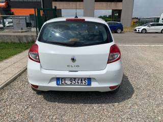 RENAULT Clio usata, con Autoradio