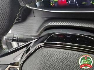 PEUGEOT 208 usata, con Volante in pelle