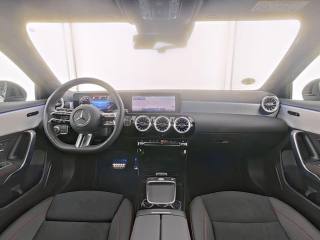 MERCEDES-BENZ A 180 usata, con Controllo automatico clima