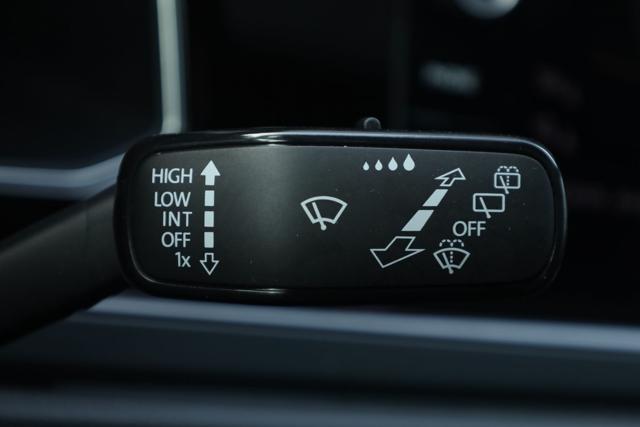 VOLKSWAGEN Taigo usata, con Riconoscimento dei segnali stradali