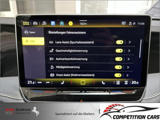 VOLKSWAGEN Passat usata, con Park Distance Control