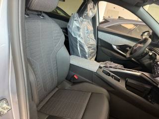 PEUGEOT 3008 usata, con Sensori di parcheggio posteriori