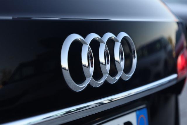 AUDI A4 usata, con Schermo multifunzione interamente digitale