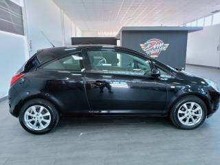 OPEL Corsa usata, con Airbag Passeggero