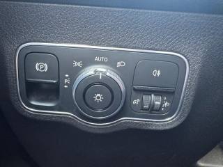 MERCEDES-BENZ GLB 200 usata, con ESP