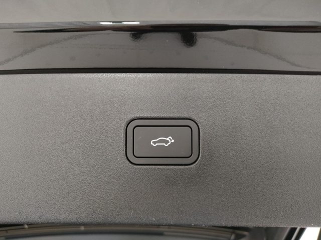 VOLVO EX30 usata, con Luci diurne LED