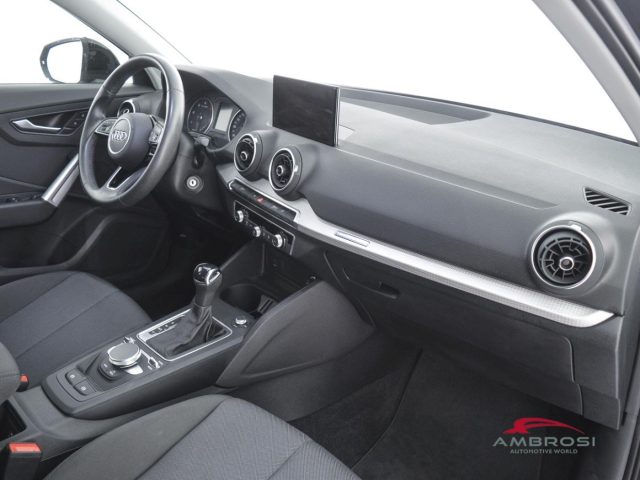 AUDI Q2 usata 11