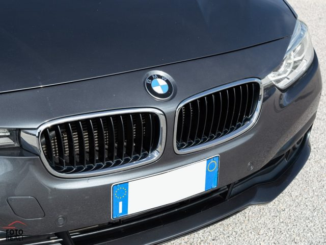 BMW 320 usata, con Autoradio digitale