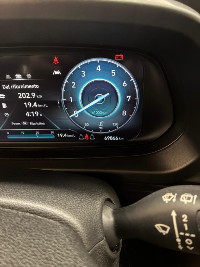 HYUNDAI i20 usata, con Sedile posteriore sdoppiato