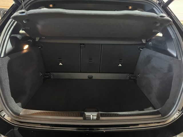 MERCEDES-BENZ B 200 usata, con Park Distance Control