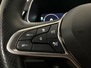 RENAULT Clio usata, con Sensori di parcheggio anteriori