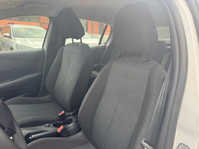 PEUGEOT 208 usata, con Autoradio digitale