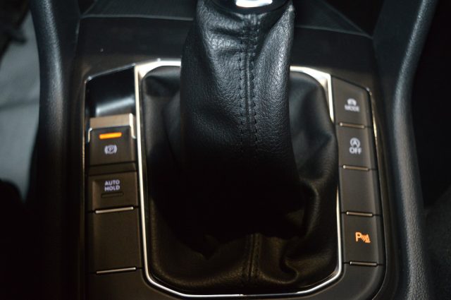 VOLKSWAGEN Tiguan usata, con Controllo elettronico della corsia