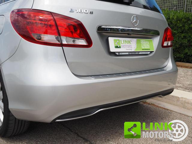 MERCEDES-BENZ B 180 usata, con Telecamera per parcheggio assistito