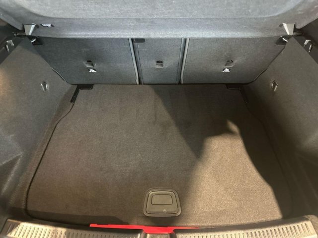 MERCEDES-BENZ A 180 usata, con Controllo automatico clima
