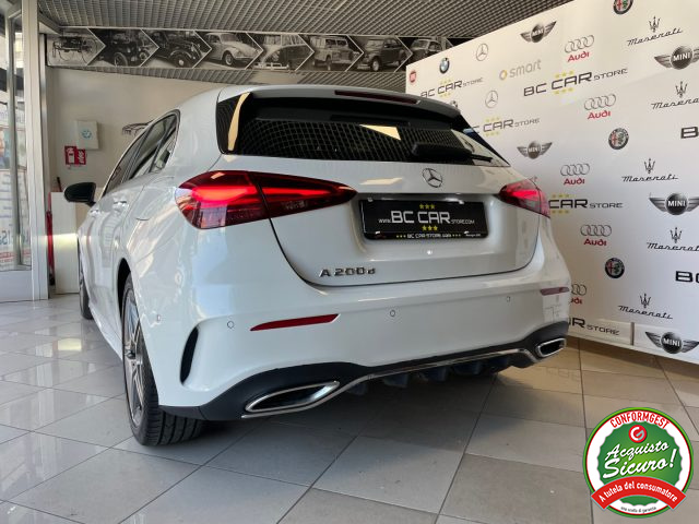 MERCEDES-BENZ A 200 usata, con Sensori di parcheggio posteriori