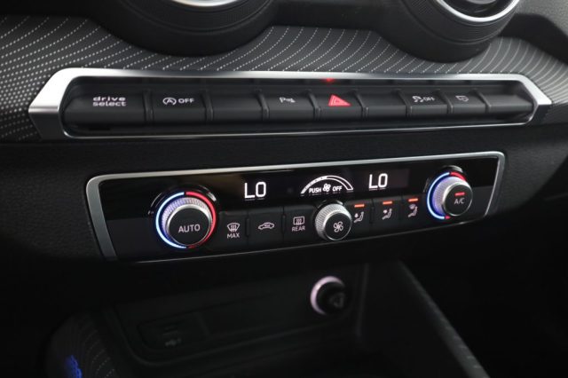 AUDI Q2 usata 11