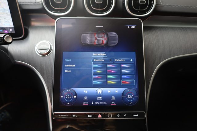 MERCEDES-BENZ C 200 usata, con Schermo multifunzione interamente digitale