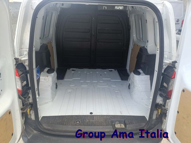 FORD Transit Courier usata, con ESP