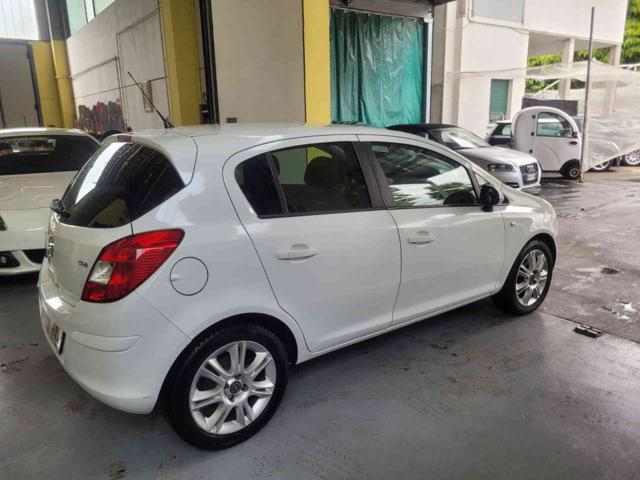OPEL Corsa usata, con Alzacristalli elettrici