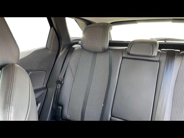 PEUGEOT 3008 usata, con Climatizzatore