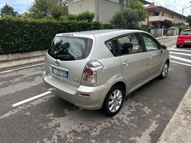 TOYOTA Corolla Verso usata, con Alzacristalli elettrici