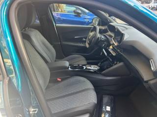 PEUGEOT 2008 usata, con Chiusura centralizzata