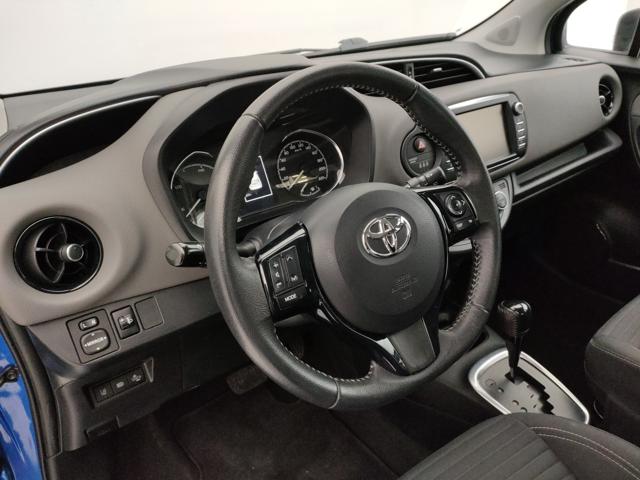 TOYOTA Yaris usata, con Controllo automatico clima