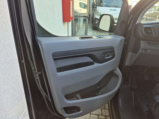 OPEL Vivaro usata, con Autoradio