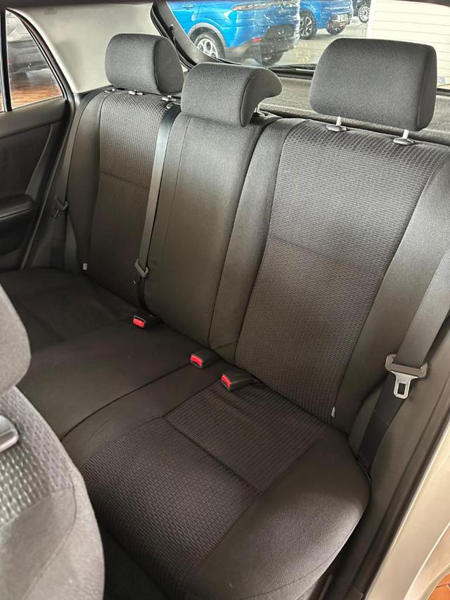 TOYOTA Corolla usata 13