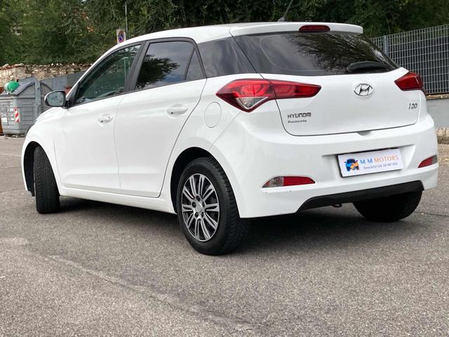 HYUNDAI i20 usata, con Antifurto