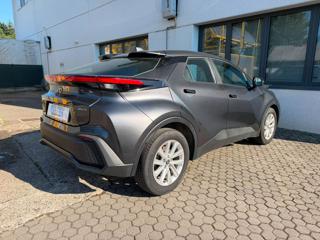 TOYOTA C-HR usata, con Autoradio