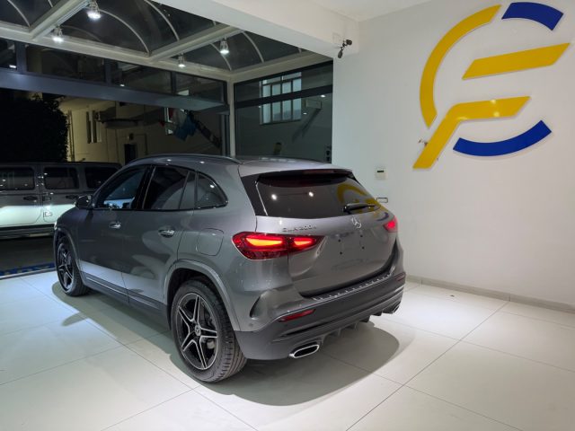 MERCEDES-BENZ GLA 200 usata, con Lettore CD