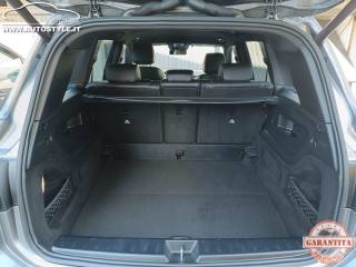 MERCEDES-BENZ GLB 200 usata, con Fari Xenon