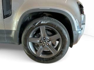 LAND ROVER Defender usata, con Climatizzatore