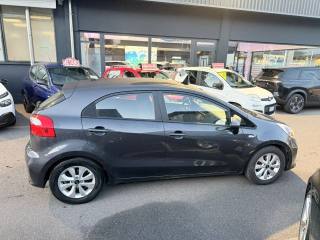 KIA Rio usata, con Controllo trazione