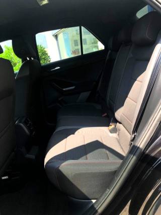 VOLKSWAGEN T-Roc usata, con Isofix