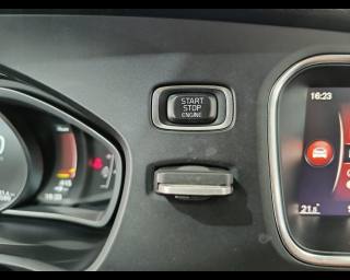 VOLVO V40 usata 18