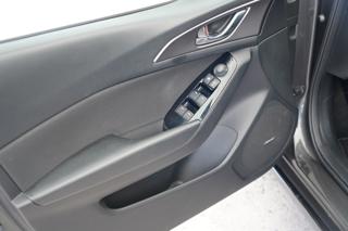 MAZDA 3 usata, con Bluetooth
