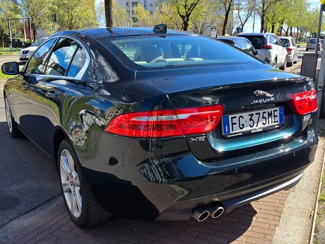 JAGUAR XE usata, con Alzacristalli elettrici