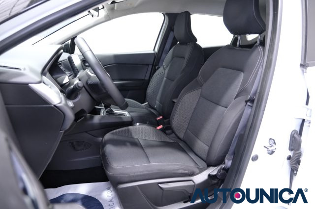 RENAULT Captur usata, con USB