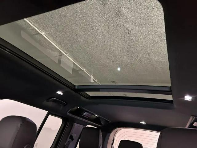LAND ROVER Defender usata, con Controllo trazione