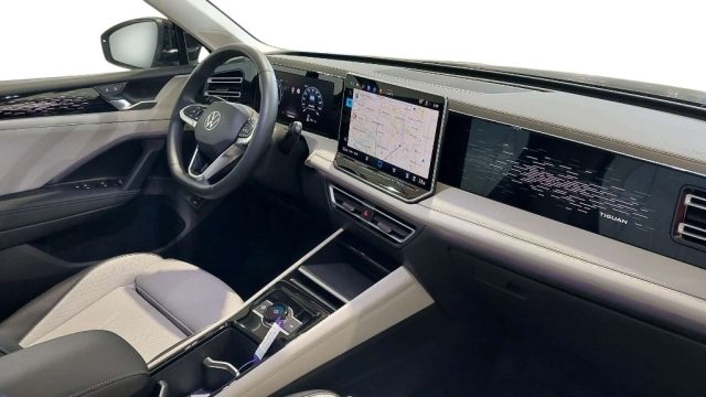 VOLKSWAGEN Tiguan usata, con Alzacristalli elettrici