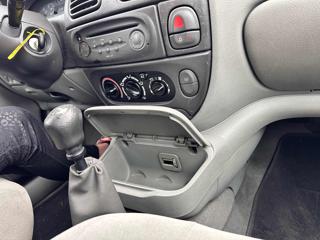 RENAULT Scenic usata 50