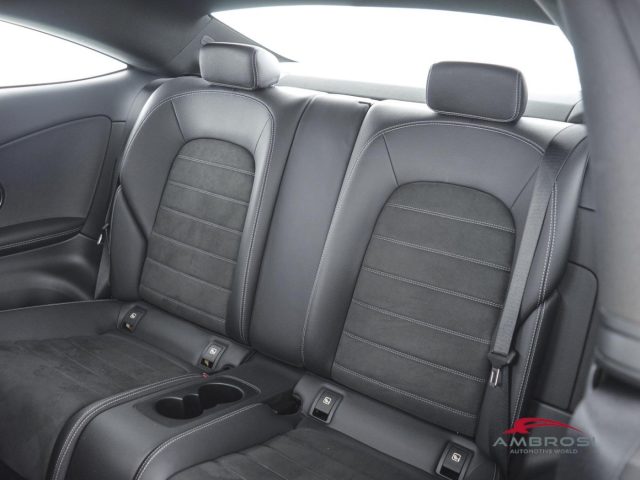 MERCEDES-BENZ CLA usata 9
