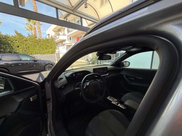 PEUGEOT 2008 usata, con MP3