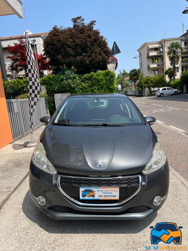PEUGEOT 208 usata, con Airbag