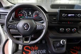 RENAULT Trafic usata, con Fari LED