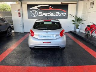 PEUGEOT 208 usata, con Cerchi in lega