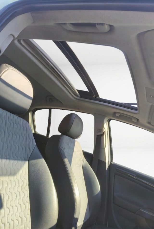 OPEL Corsa usata, con Cruise Control